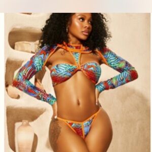 PrettyLittleThing Tropical Print Bikini Set